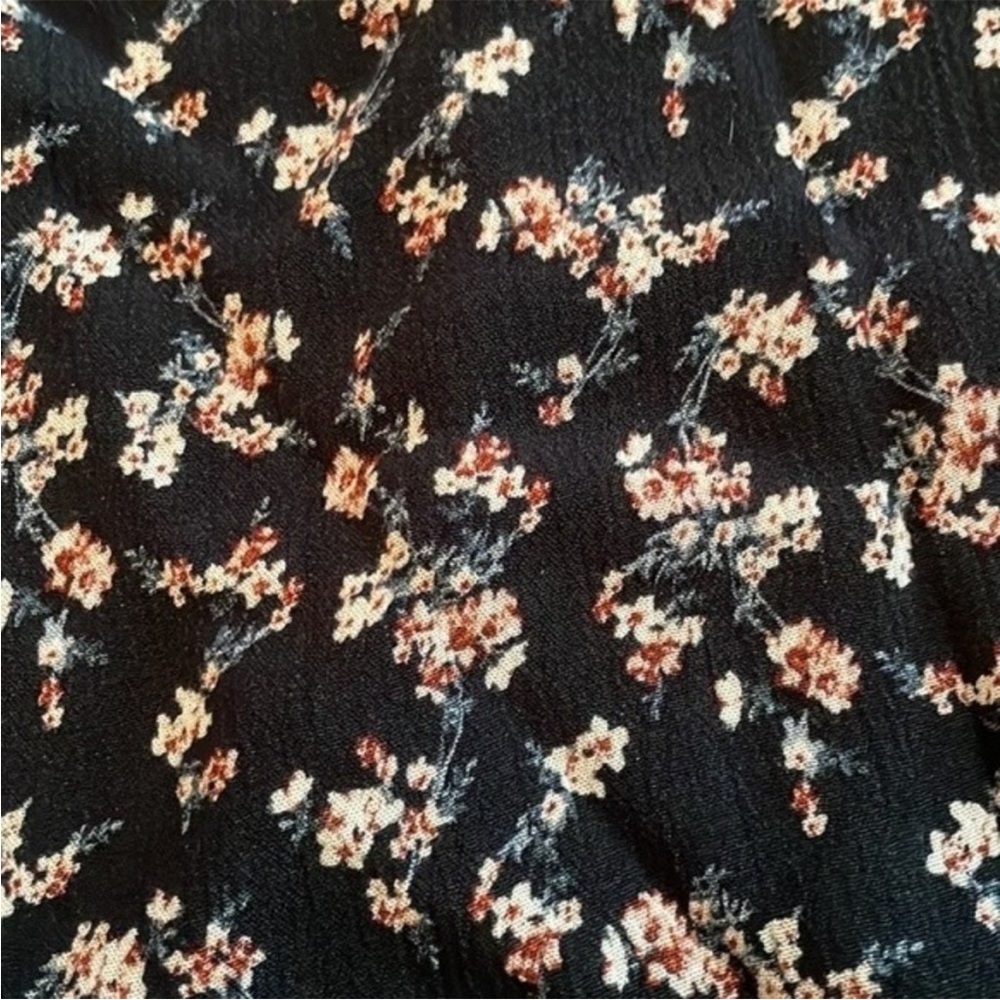 American Eagle Outfitters Floral Kimono Tie Front and Ruffle - Picture 2 of 9